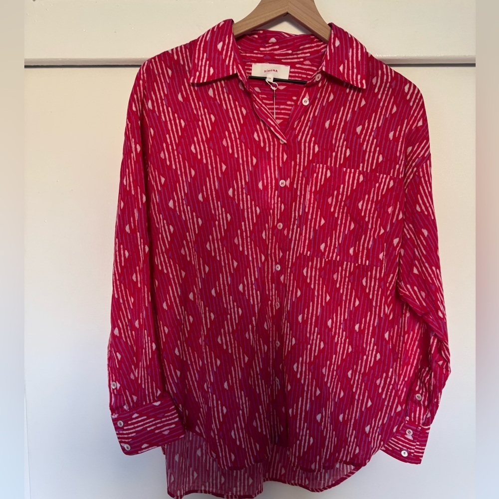 XiRENA Magenta Pink Batik Button Down Shirt